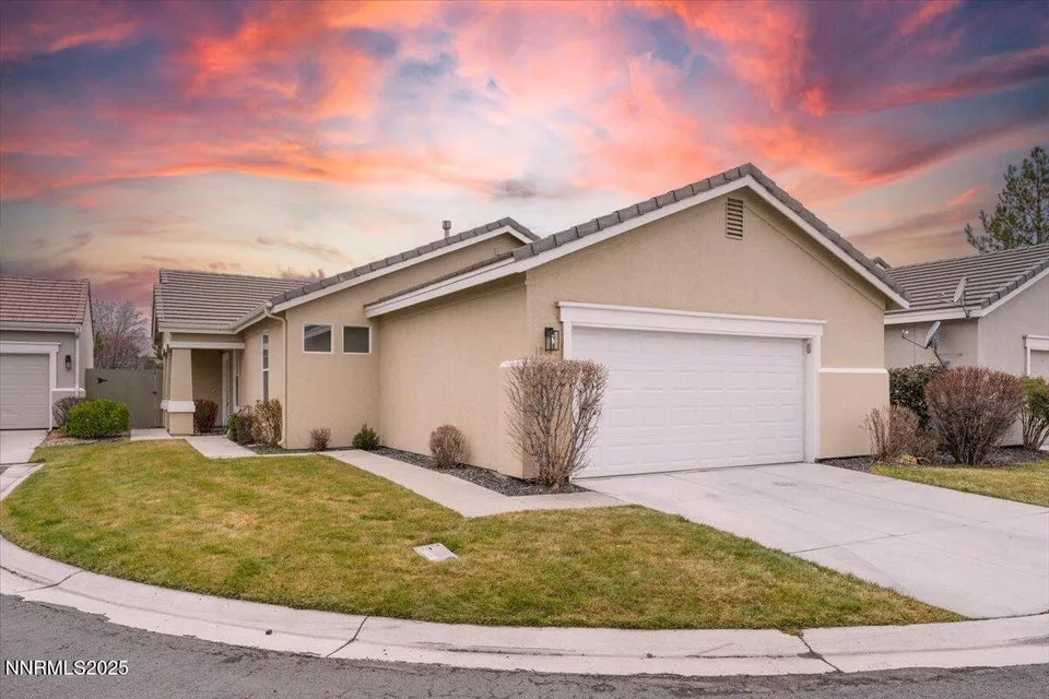 10482 Summershade Lane, Reno NV photo 1