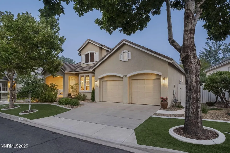 1074 Waverly Drive, Reno NV photo 1
