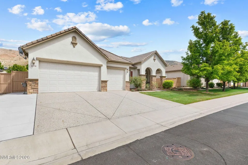 10770 Summer Glen Drive, Reno NV photo 4