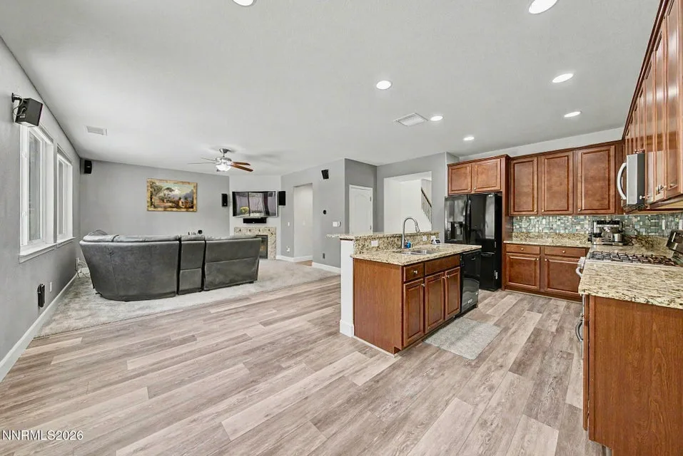 10891 Pebble Hill Drive, Reno NV photo 5