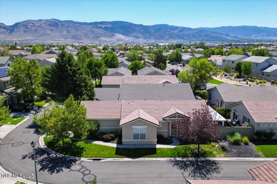 1612 Mountain Lane, Reno NV photo 1