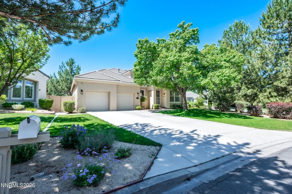 1690 Caughlin Creek Road, Reno NV photo 1