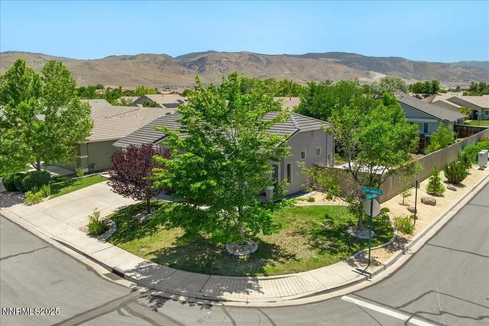 1820 San Joaquin Drive, Reno NV photo 2