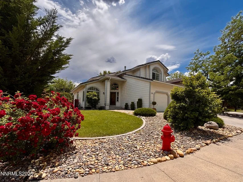 3882 Streamside Court, Reno NV photo 1