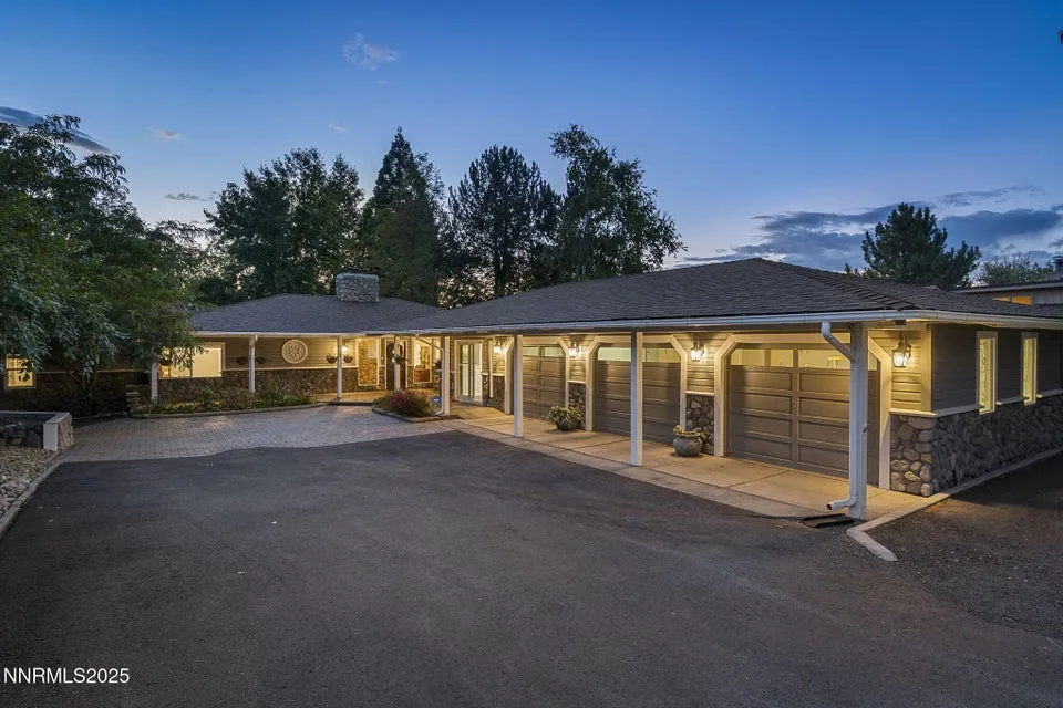 4265 Hackamore Drive, Reno NV photo 1