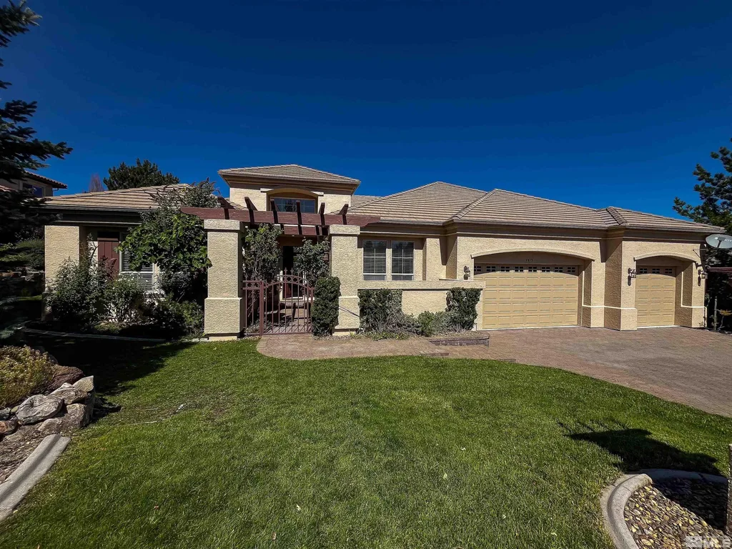 4875 Mountainshyre Road, Reno NV photo 1