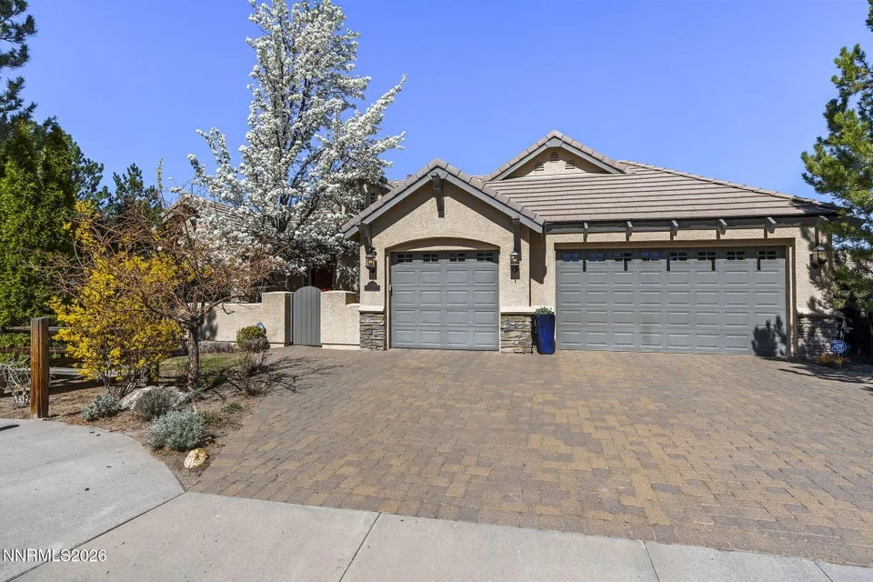 4995 Mountainshyre Road, Reno NV photo 1