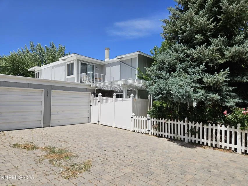 7555 Offenhauser Drive, Reno NV photo 1