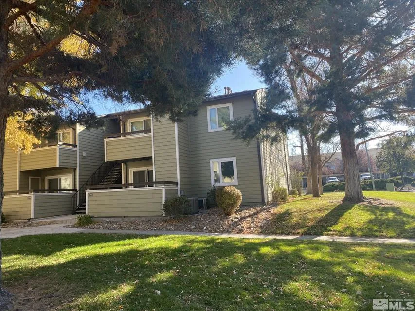 7680 Bluestone Drive U- 351, Reno NV photo 1