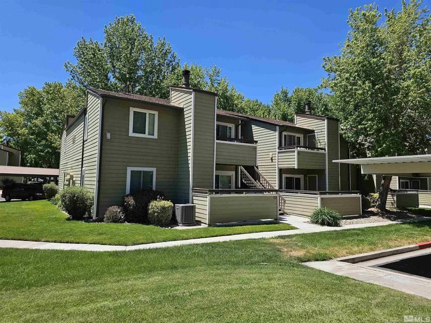 7680 Bluestone Drive, Reno NV photo 1