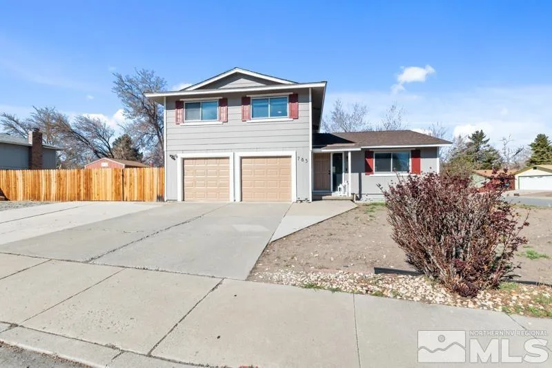 785 E Huffaker Lane, Reno NV photo 1