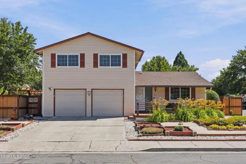 810 Autumn Hills Drive, Reno NV photo 1