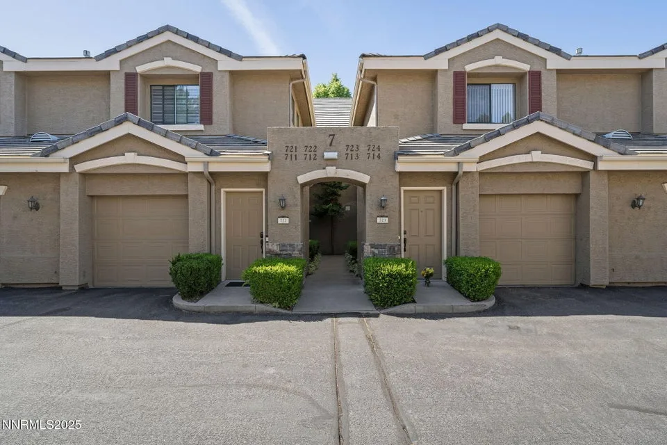 900 South Meadows Parkway 713, Reno NV photo 1